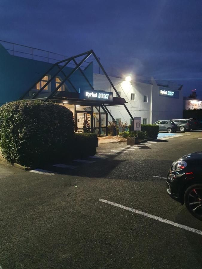 Kyriad Direct Orleans - Olivet - La Source Esterno foto